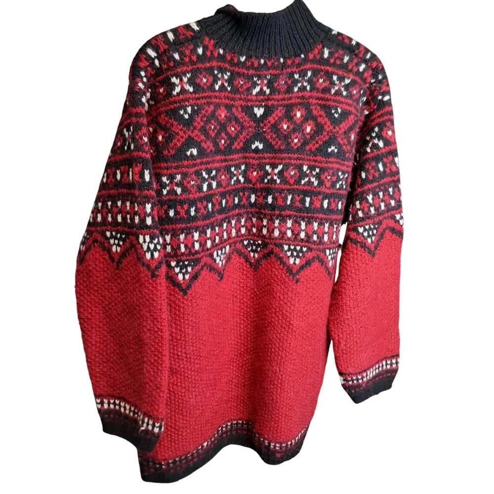 Jones New York Sport hand knit